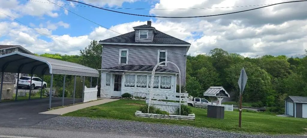 1209 Brady St, Dubois