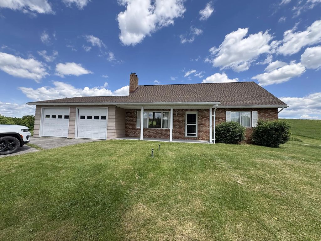2742 No 8 Rd, Punxsutawney