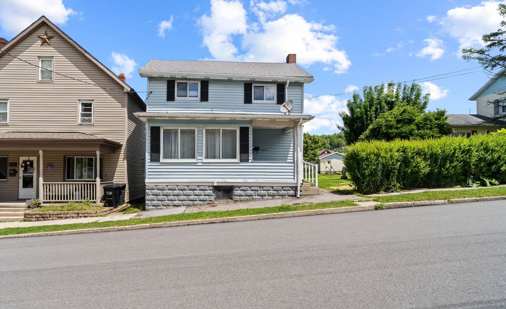 107 Saint Thomas St, Gallitzin