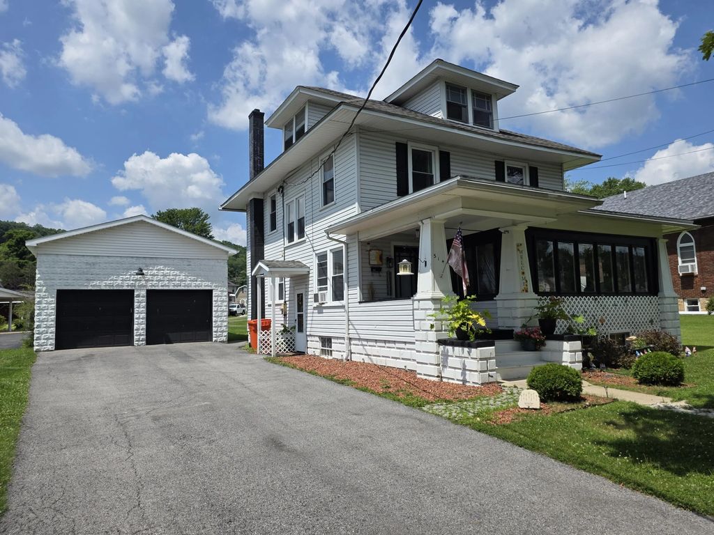 514 Turnpike Ave, Clearfield