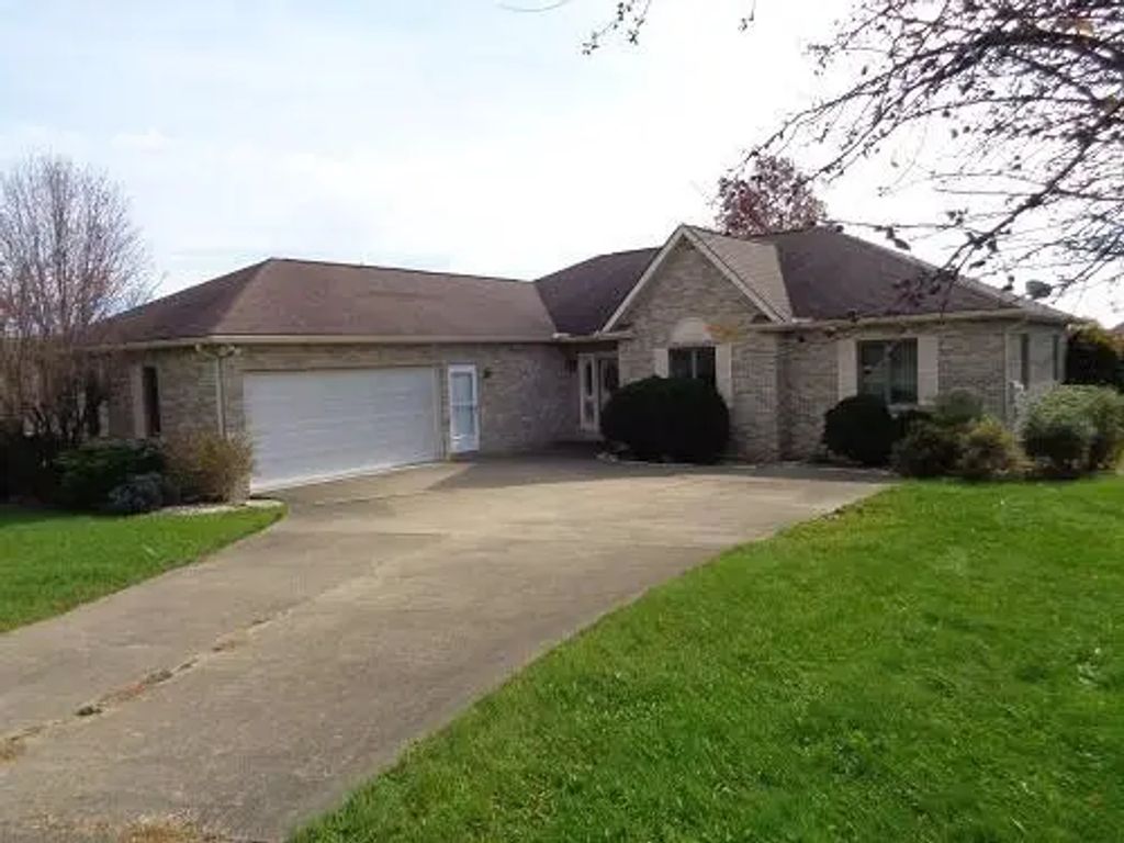 110 Hillcrest Dr, Punxsutawney