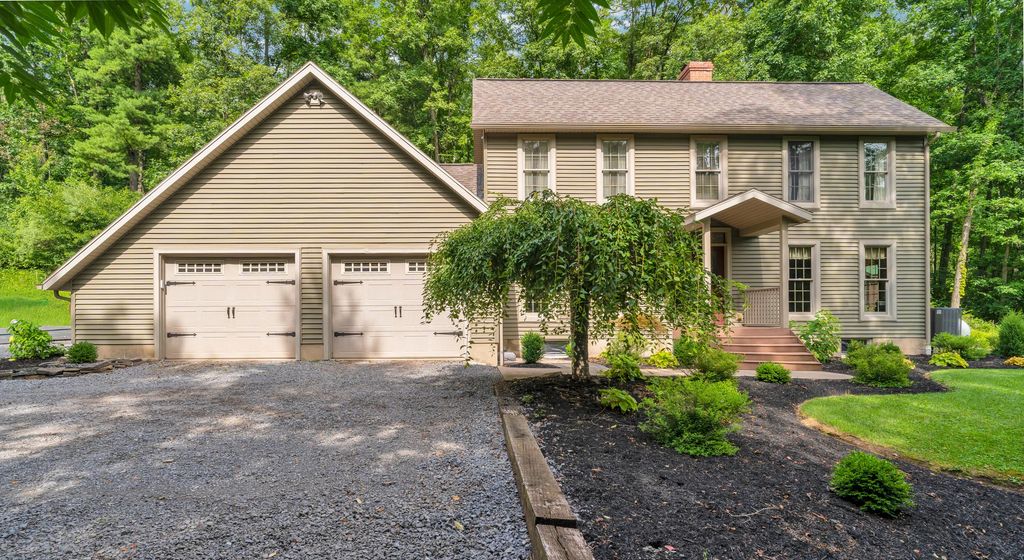 106 Flintlock Dr, Jersey Shore