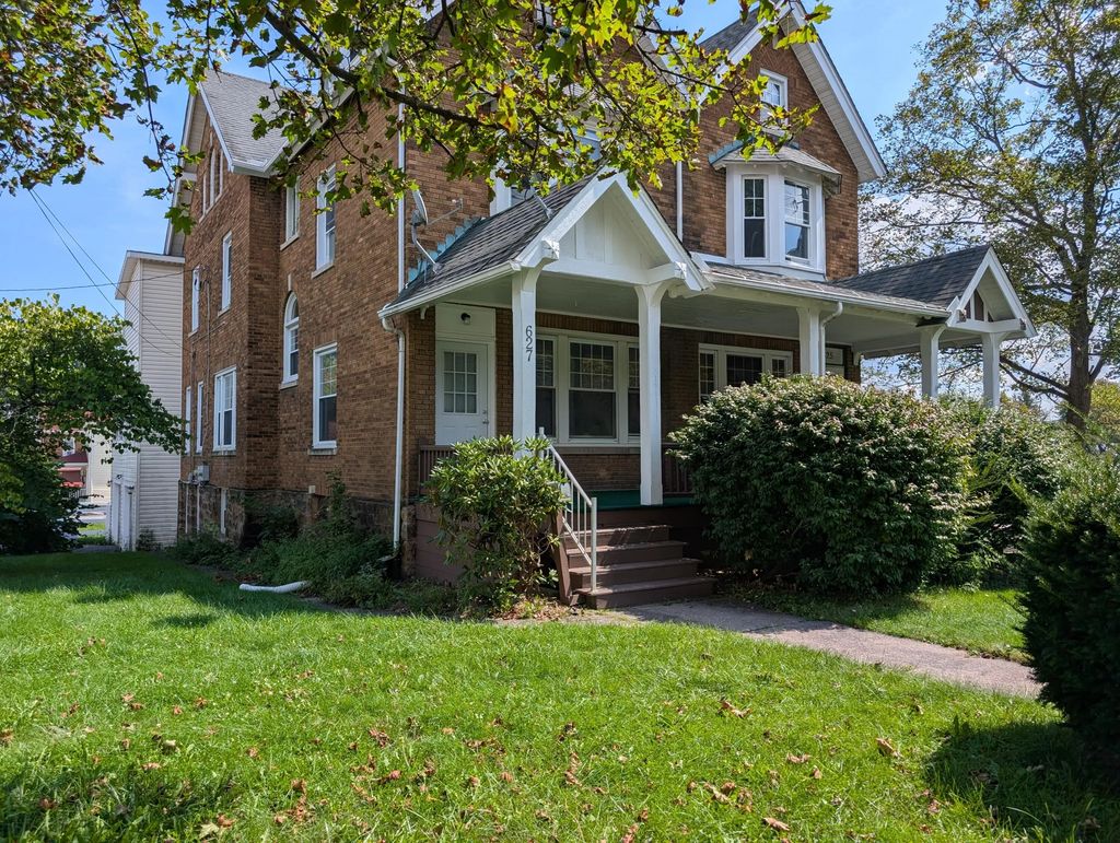 627 Turnpike Ave, Clearfield