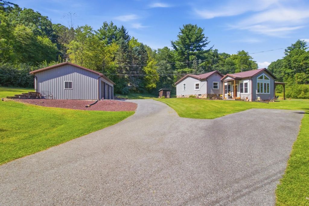 48 Toms Ln, Frenchville