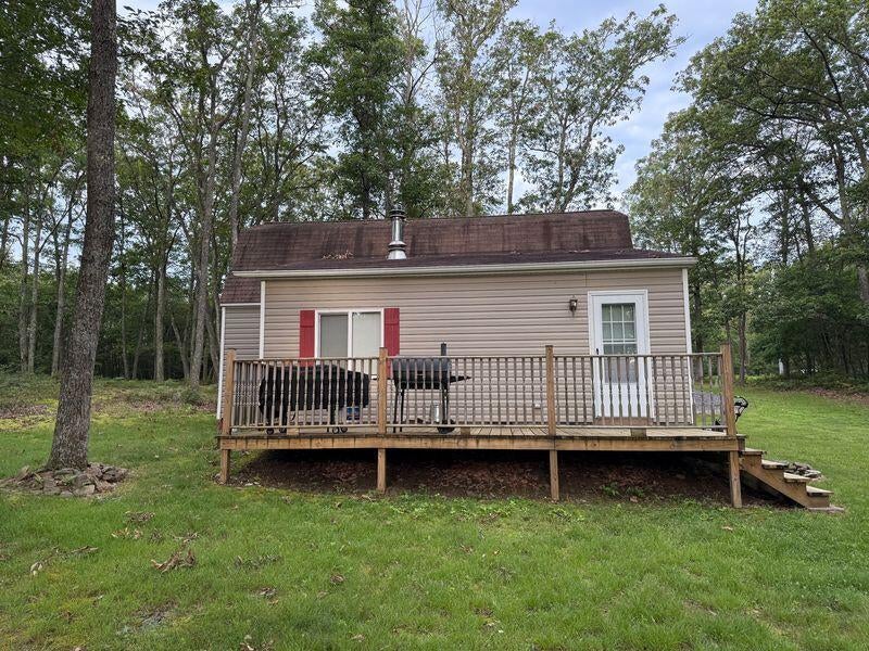 529 Lucas Ridge Rd, Snow Shoe