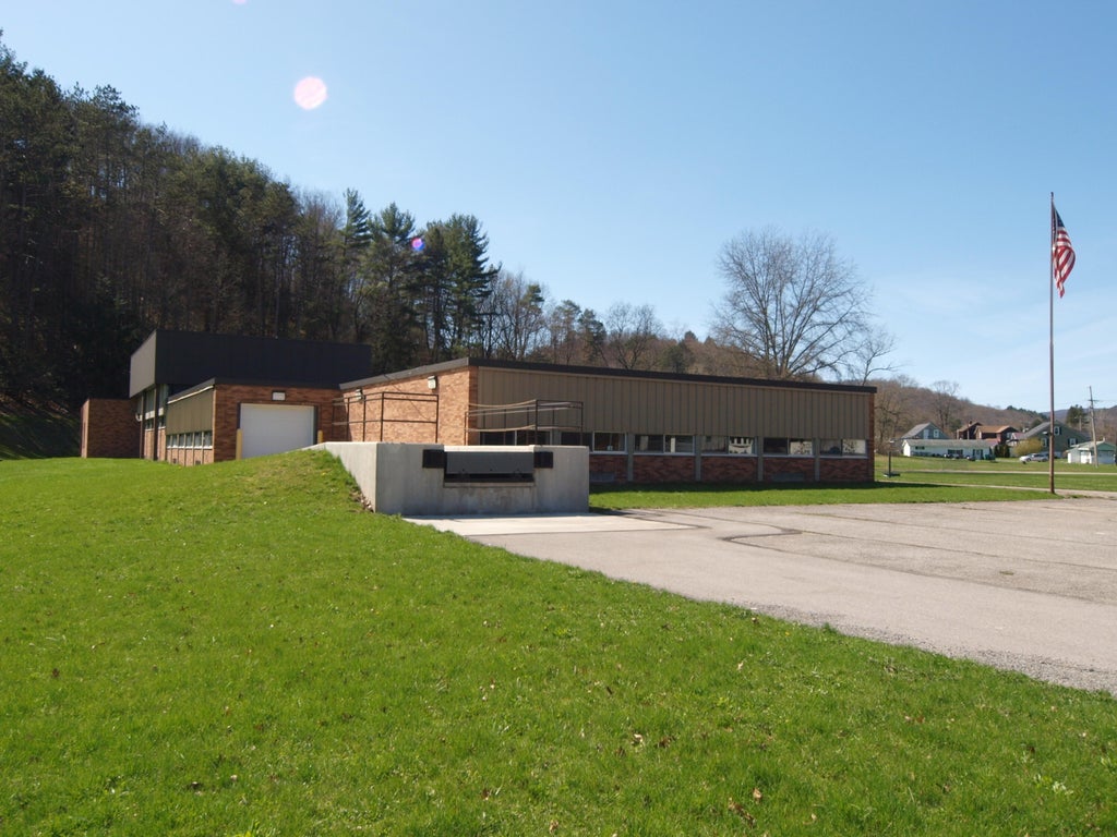 201 Hoovertown Rd, Penfield