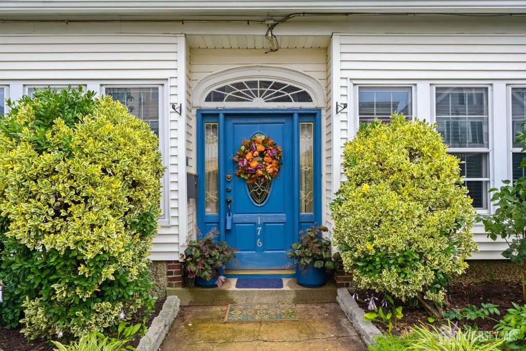 176 N Broadway Street, South Amboy