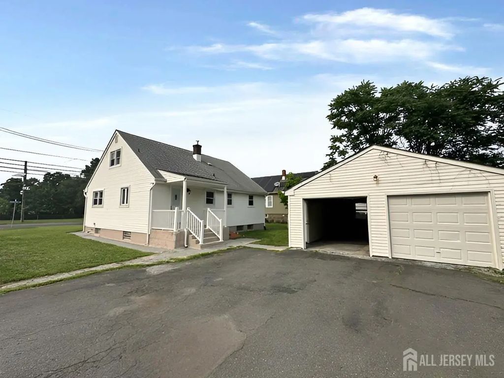 796 Hamilton Street, Somerset County