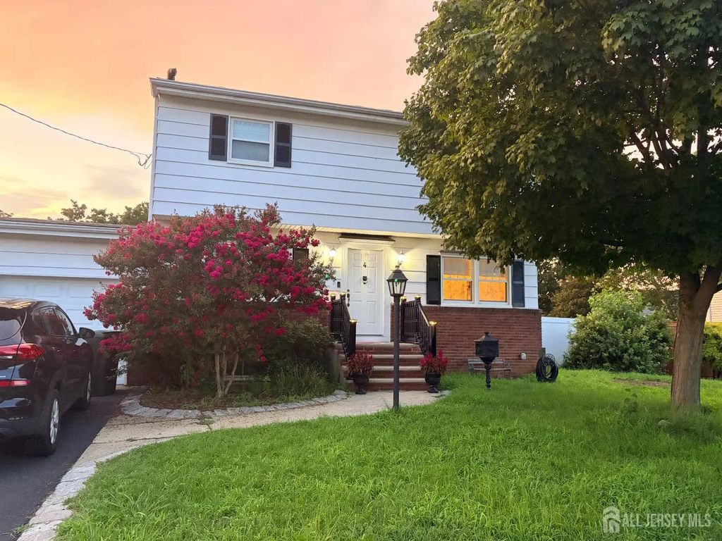 4 Bucknell Drive, Hazlet