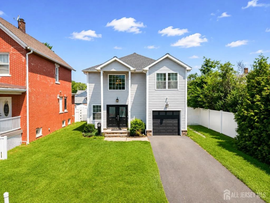 14 Luther Avenue, Hopelawn