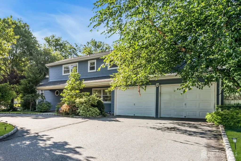 43 Jonathan Drive, Edison