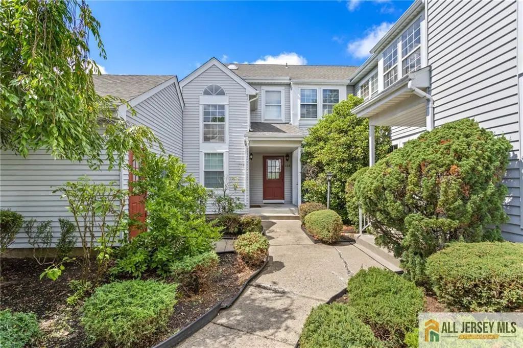 23 James Buchanan Drive, Monroe