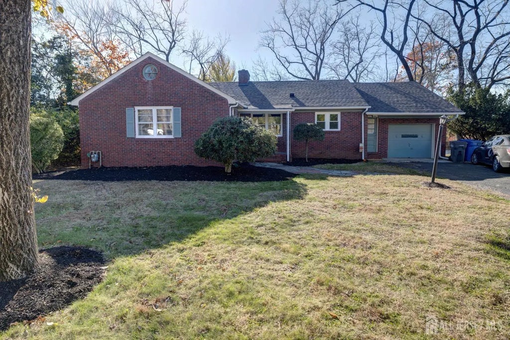 900 River Road, Piscataway