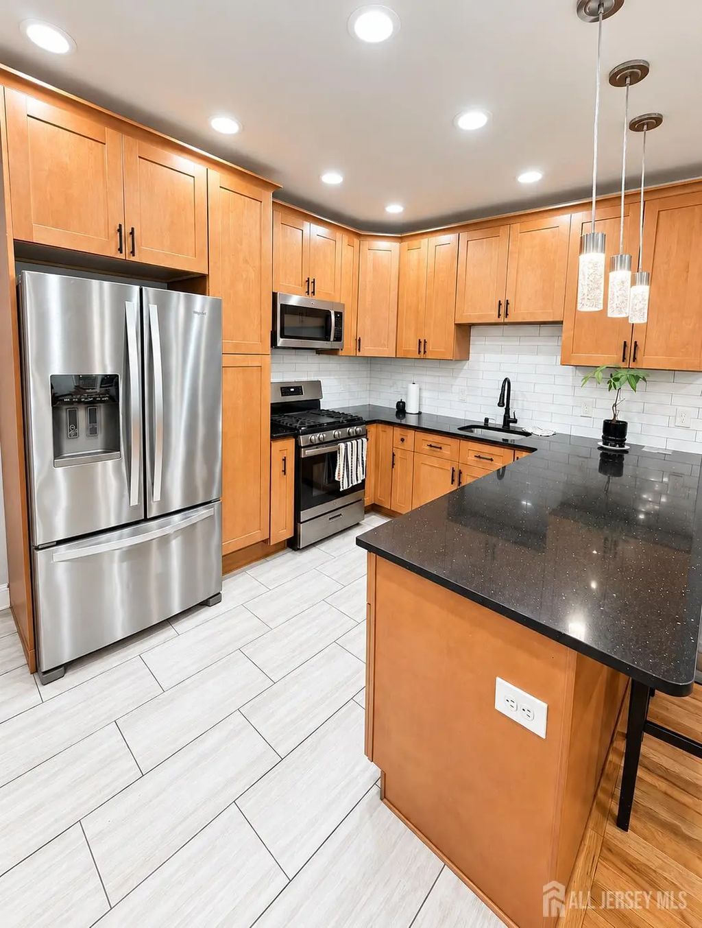 457 Division Street, Perth Amboy