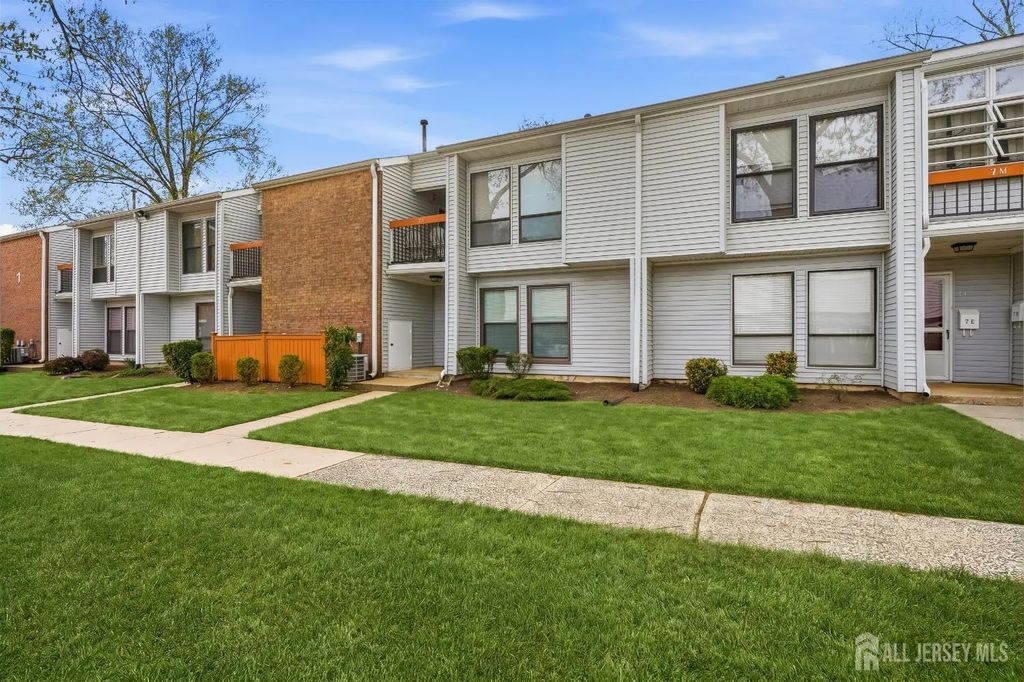 7 Dennison Drive, East Windsor