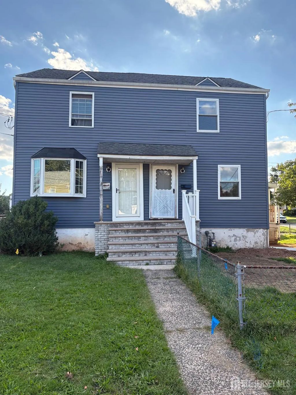 163 Winchester Road, Fords