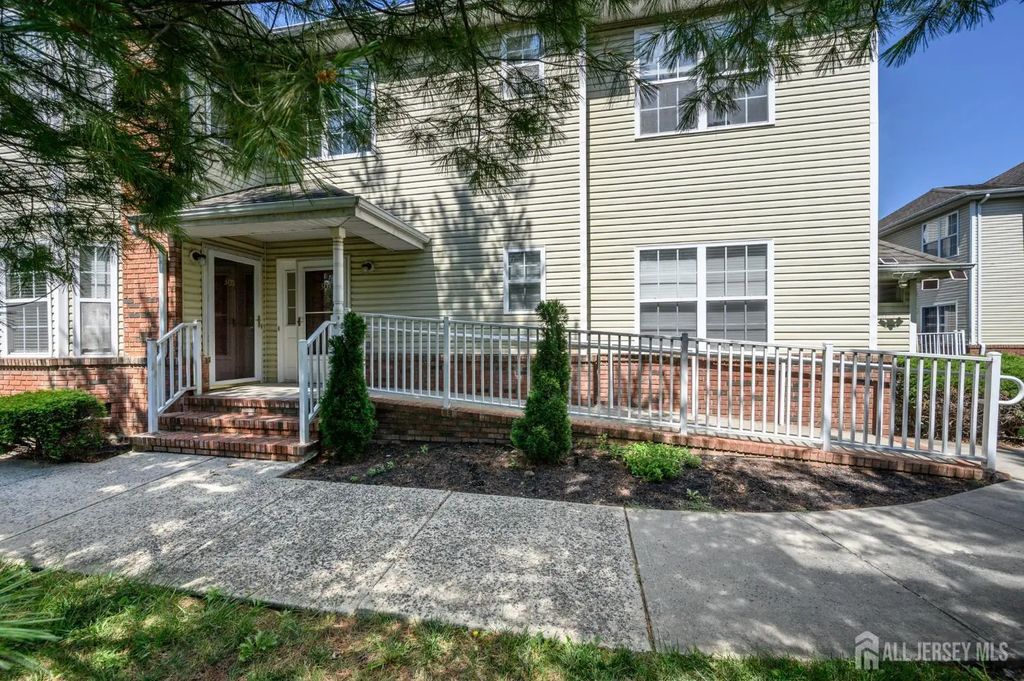 303 Pinelli Drive, Piscataway
