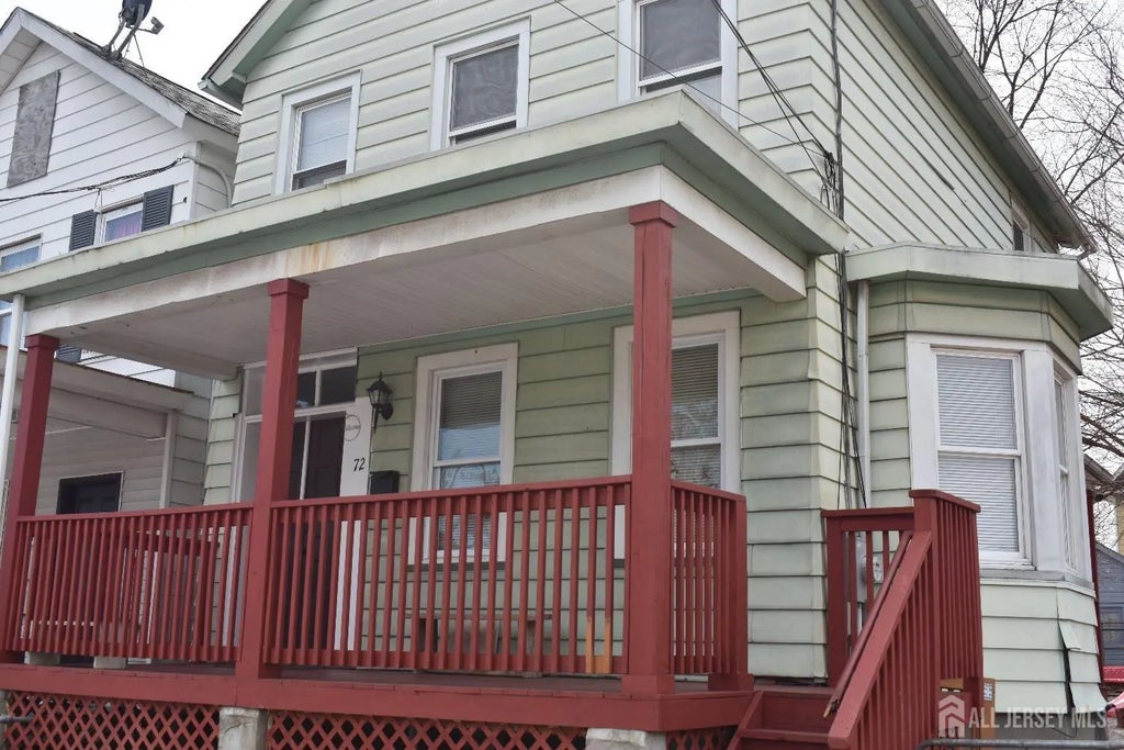 72 Comstock Street, New Brunswick