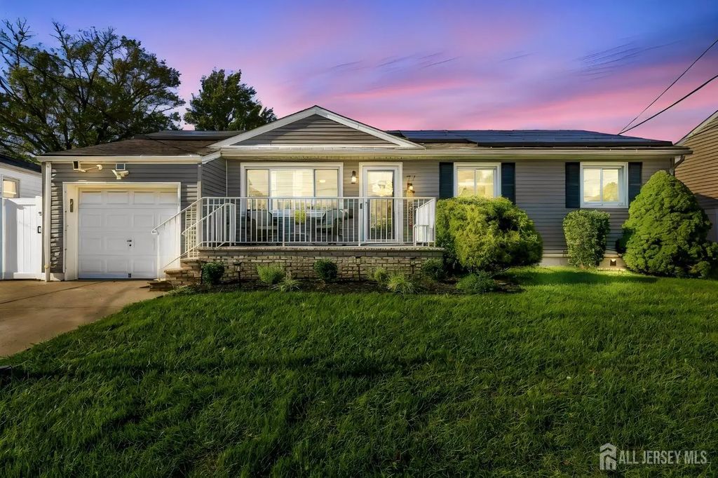 27 Harrison Avenue, Carteret