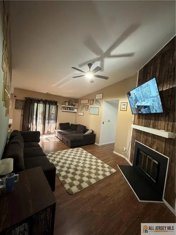 2433 Old Stone Mill Drive, East Windsor