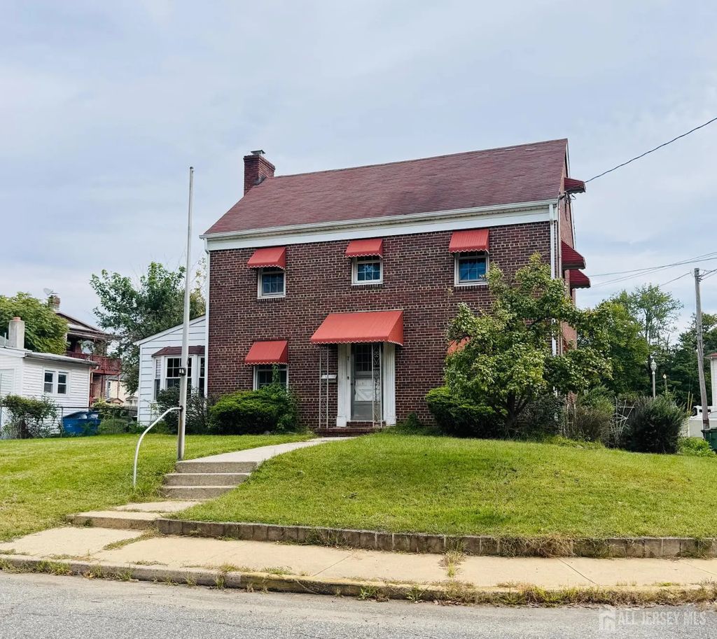 7 Winkler Road, Sayreville