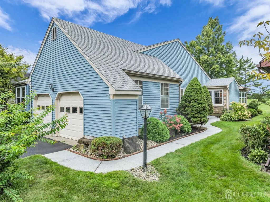 11 John Paul Jones Drive, Monroe