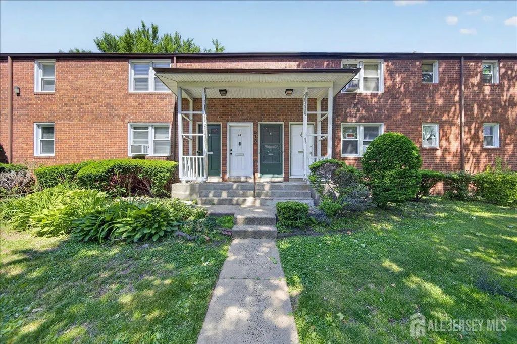 513 Brooklawn Avenue, Roselle