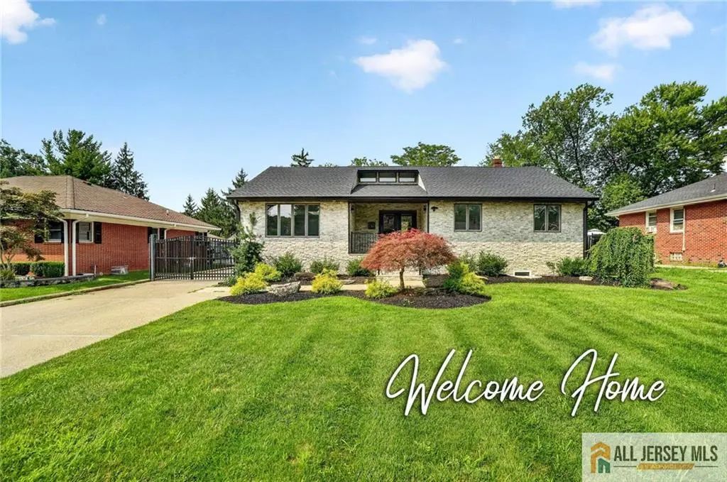 9 Eugene Boulevard, Sayreville