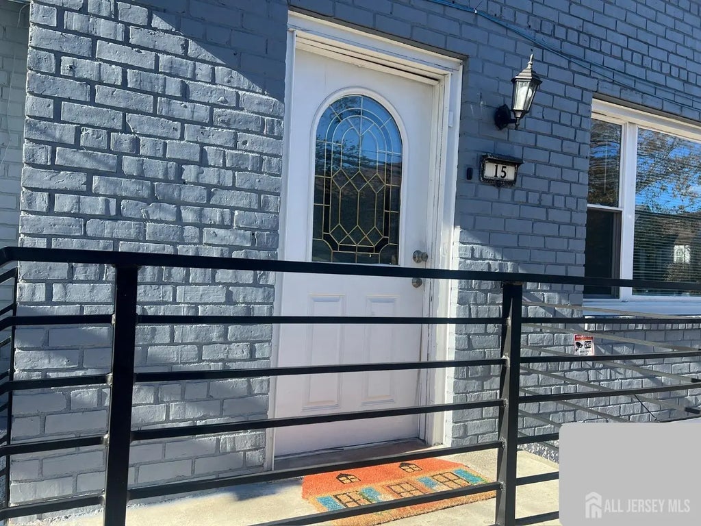 13 Eastern Parkway Parkway, Jersey City