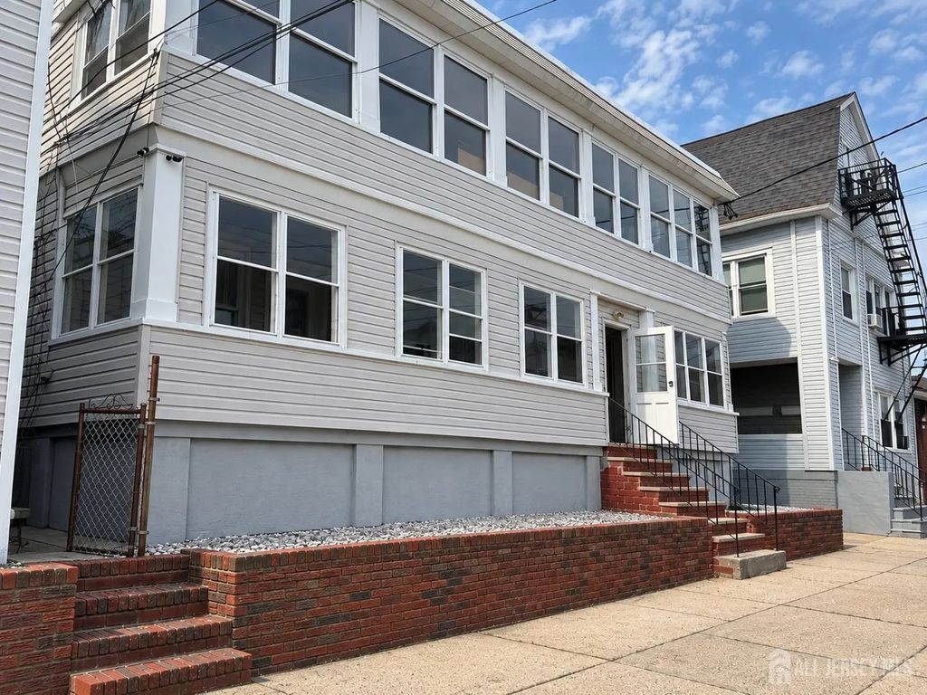 361 Prospect Street, Perth Amboy