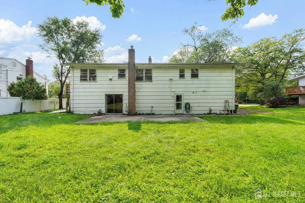 454 Plainfield Road, Edison