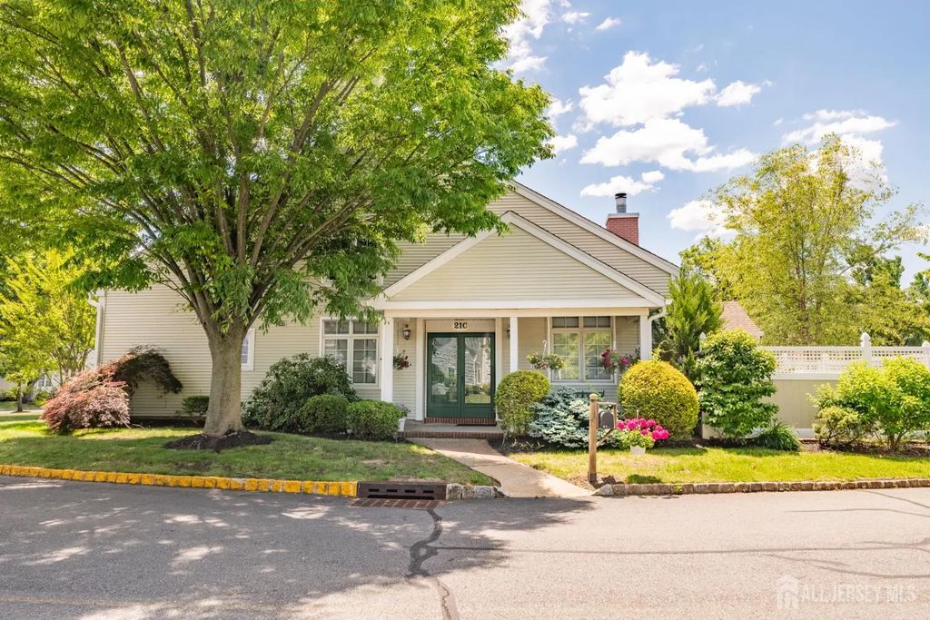 21 Rutland Lane, Monroe