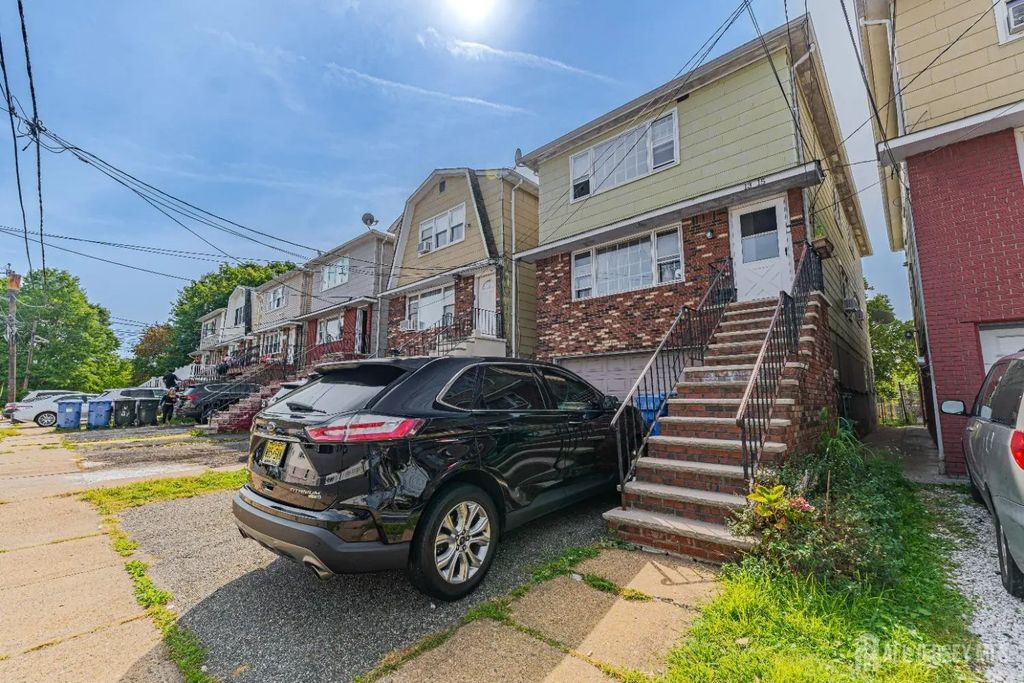 13-15 Dino Drive, Keasbey