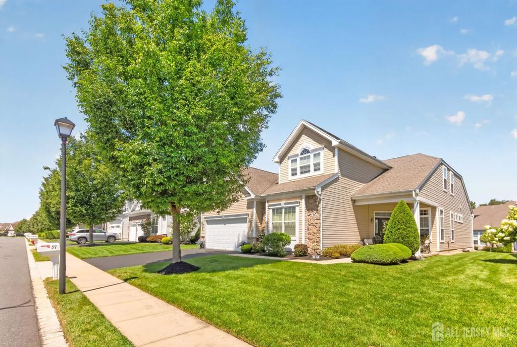 57 Mandrake Road, Monroe