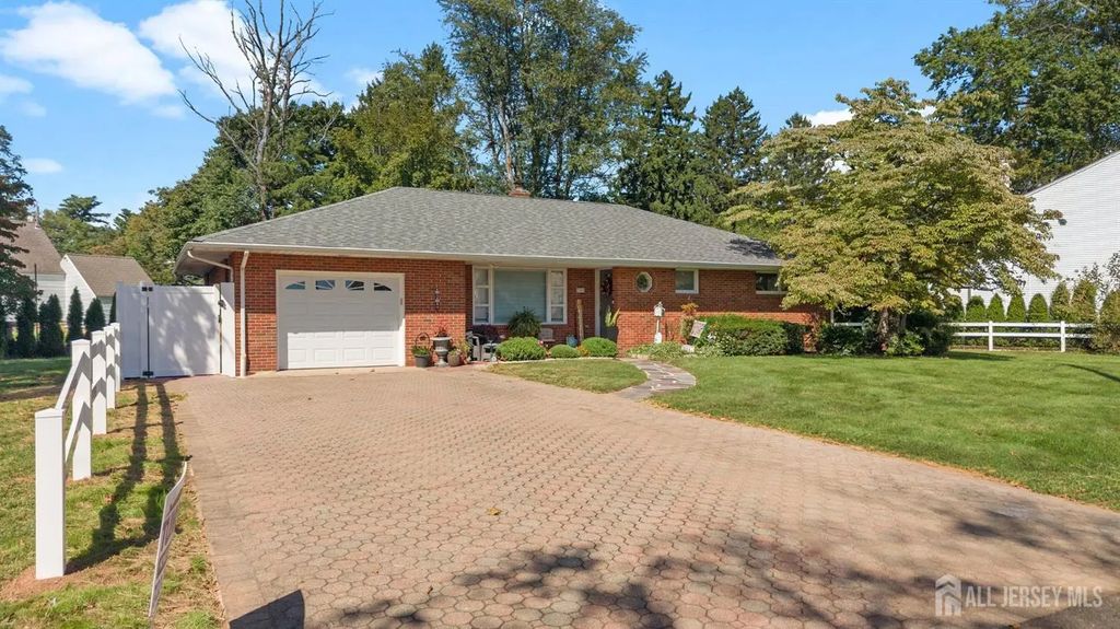 704 Third Street, Dunellen