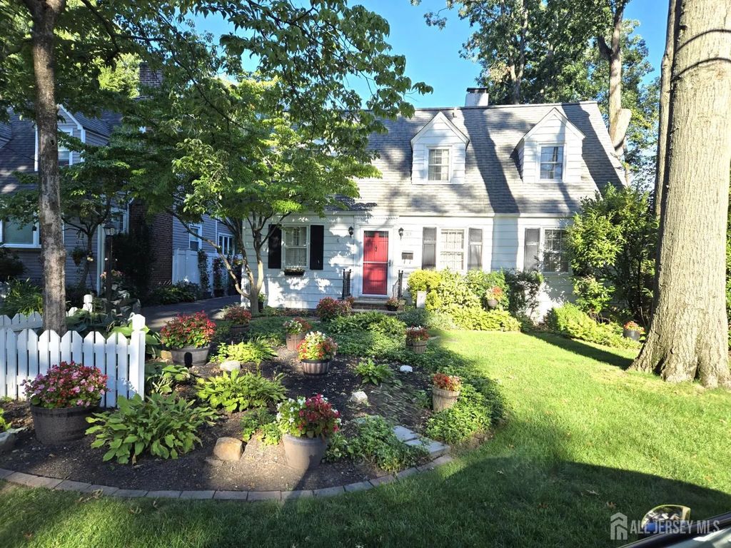 30 Mccoy Avenue, Metuchen