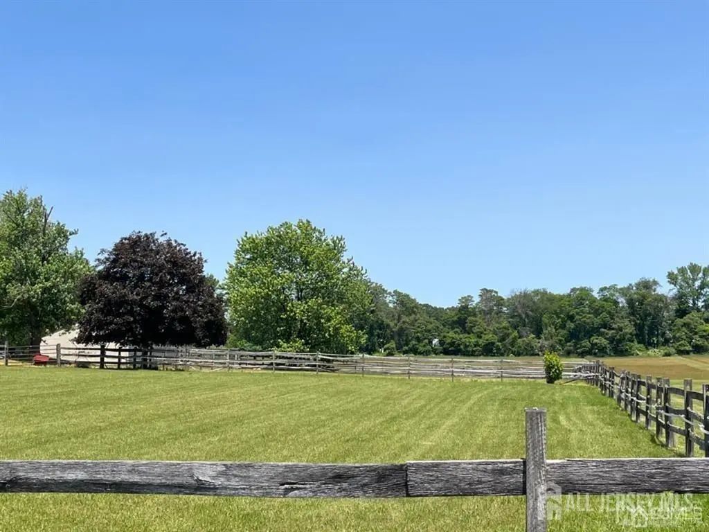 55-b Davidson Mill Road, South Brunswick