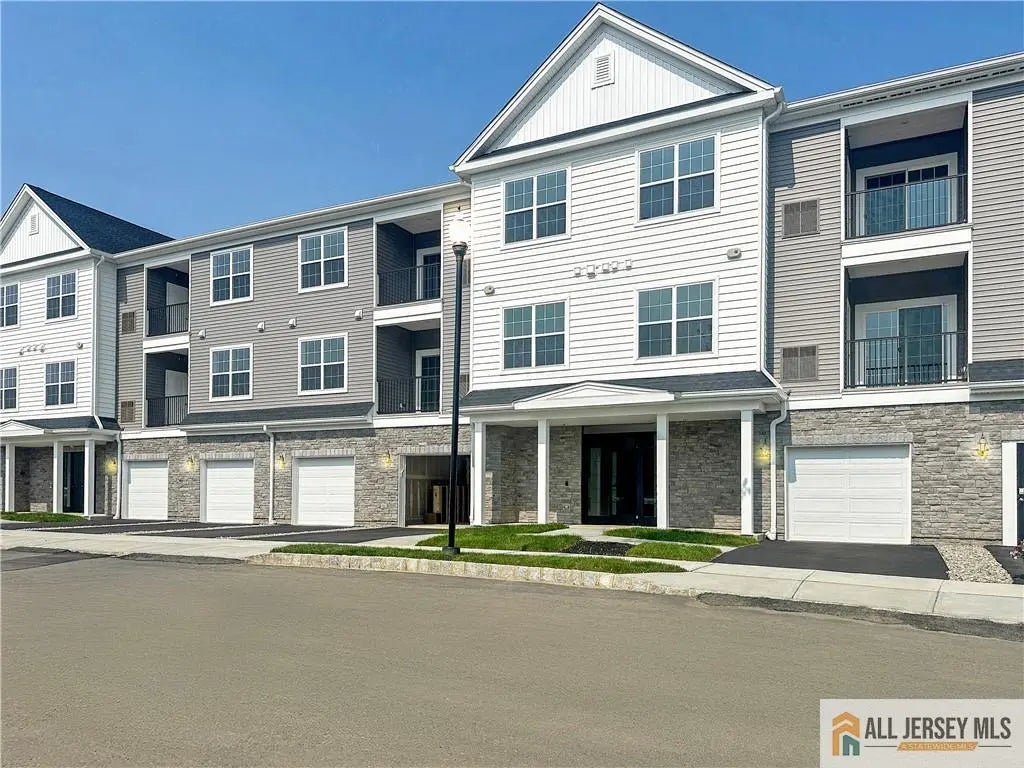 30210 Radford Court, Monroe