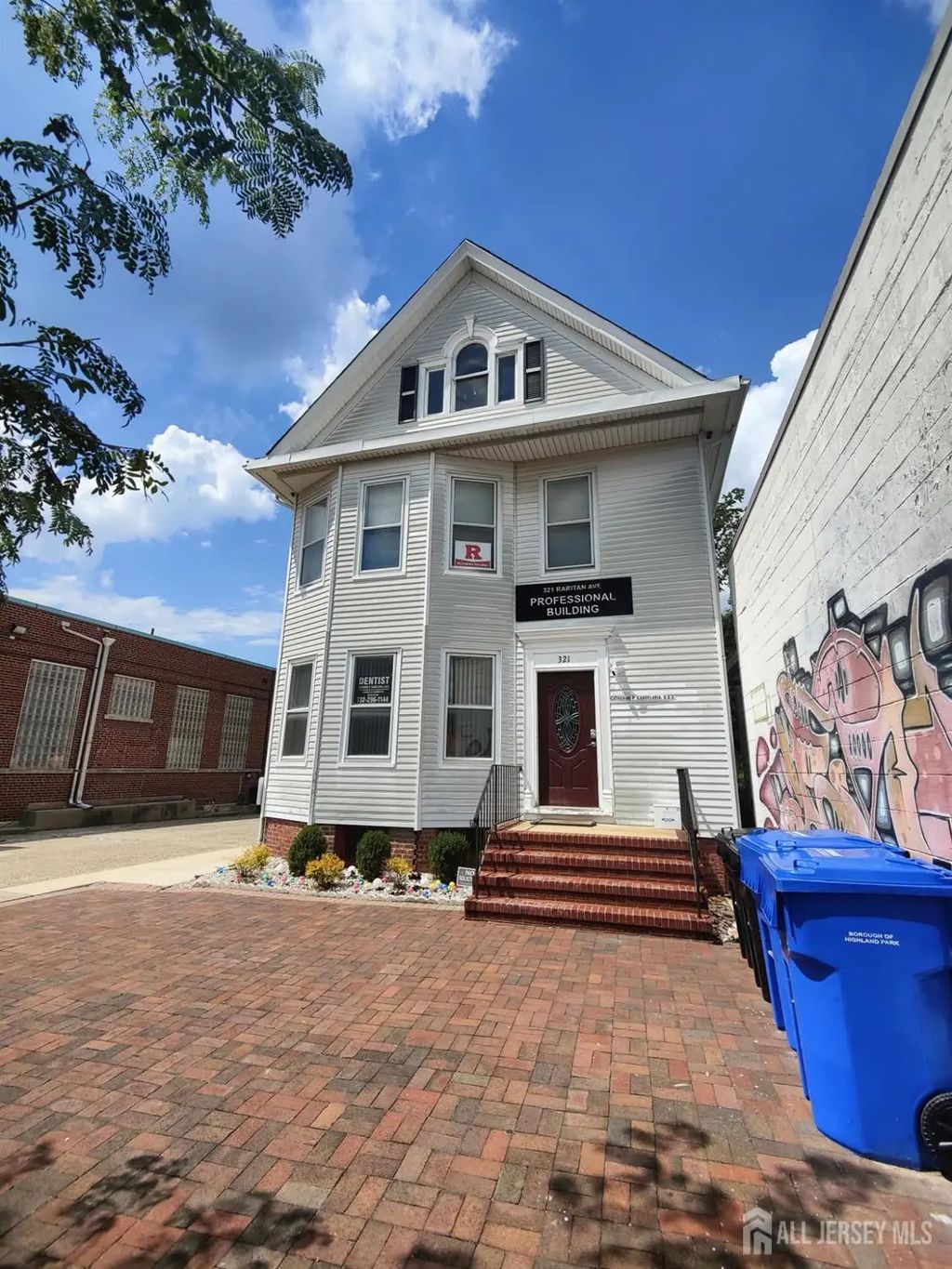 321 Raritan Avenue 2, Highland Park