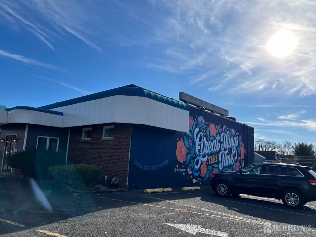 925 Amboy Avenue 1, Edison