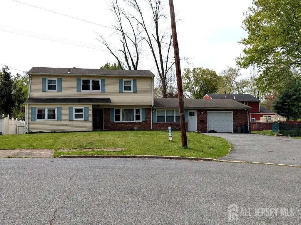 726 W Milton Avenue, Rahway