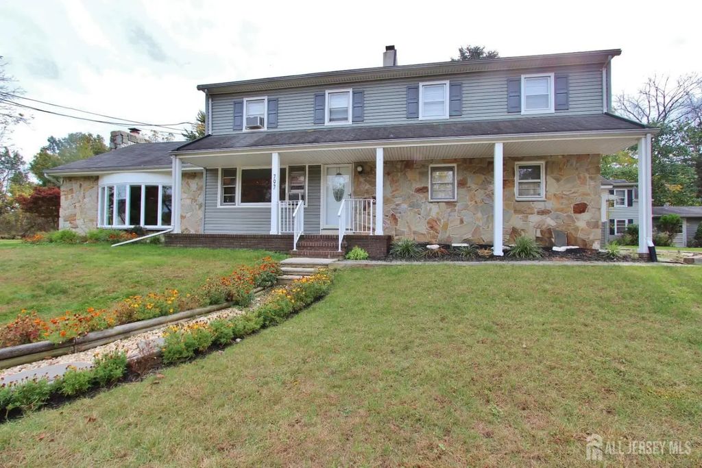 779 New Durham Road, Edison