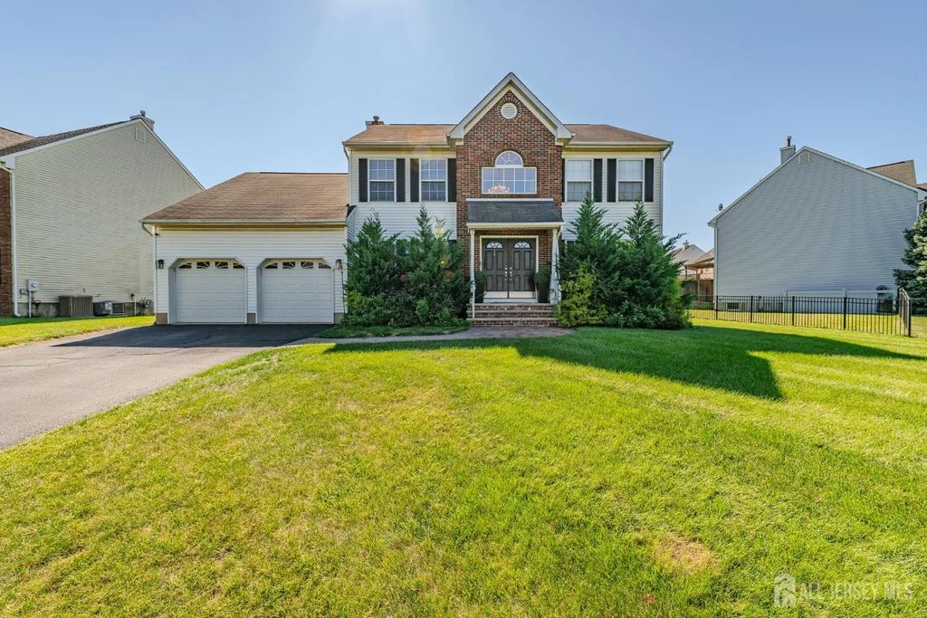 74 Carriage Drive, Piscataway