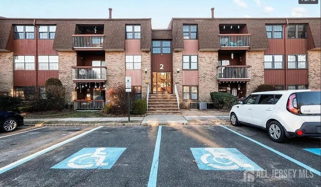 23-c Powderhorn Court, Woodbridge Proper