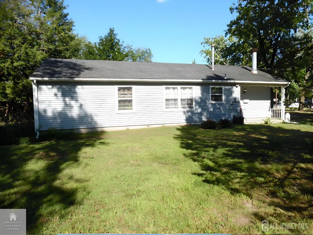 244 Manalapan Road, Spotswood