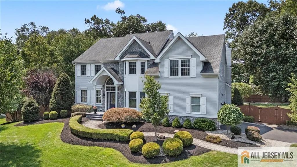 16 Cummings Road, South Brunswick