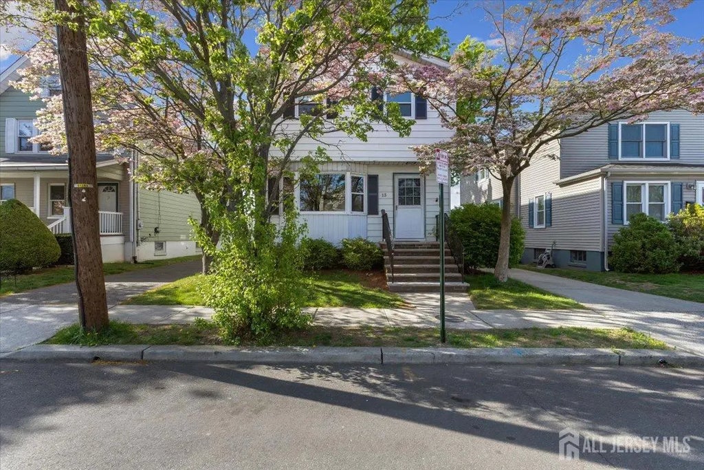 13 Lillian Terrace, Woodbridge Proper