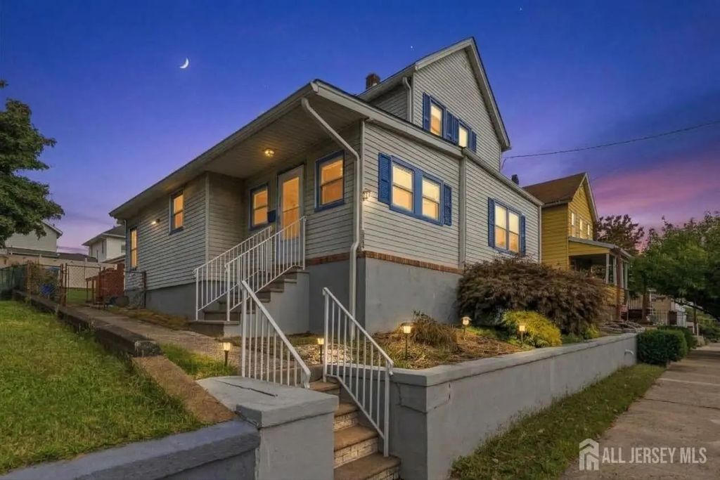 520 Henry Street, South Amboy