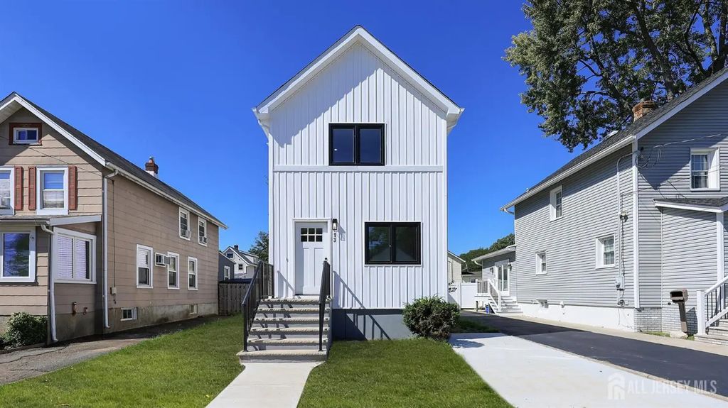 13 Columbus Avenue, Edison