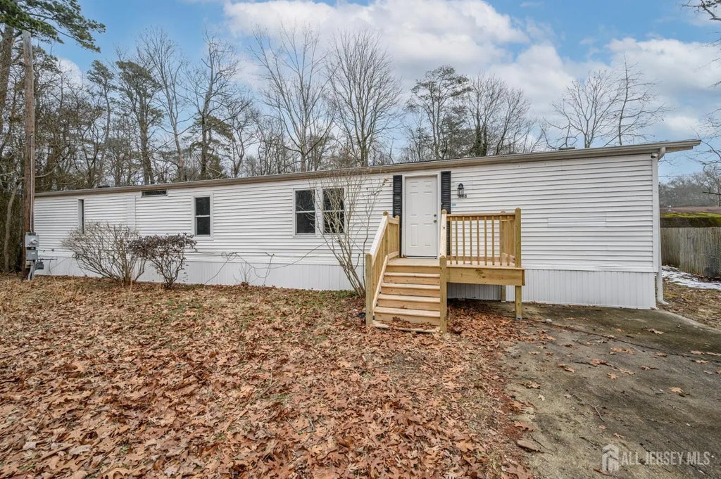 448 Evergreen Road, Millville